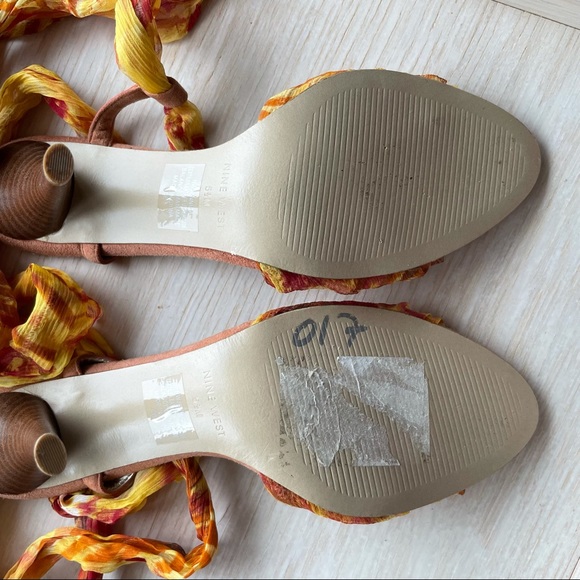 Nine West Jennica orange and yellow lace up heel sandal size 5.5 - Picture 10 of 15
